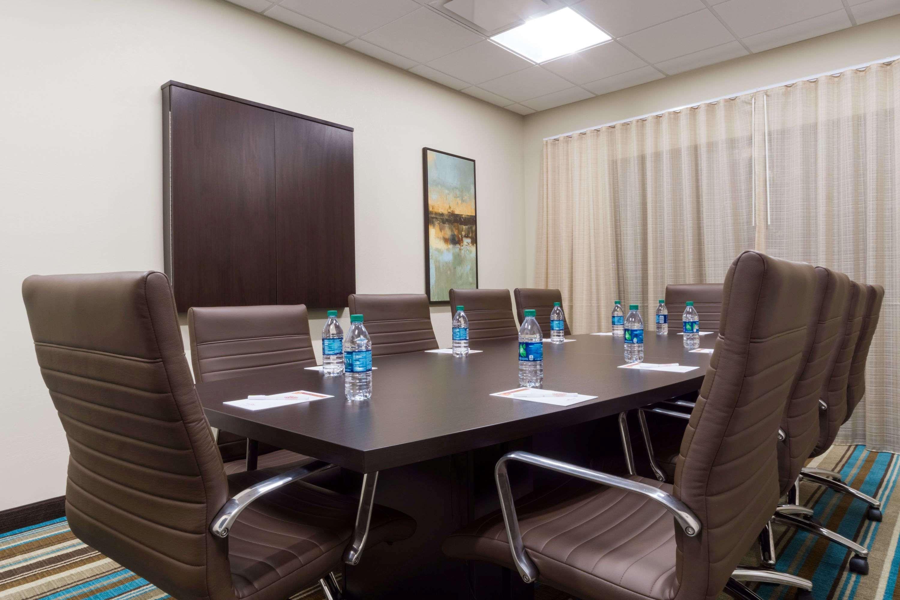 Hawthorn Suites By Wyndham Wheeling At The Highlands Triadelphia Esterno foto