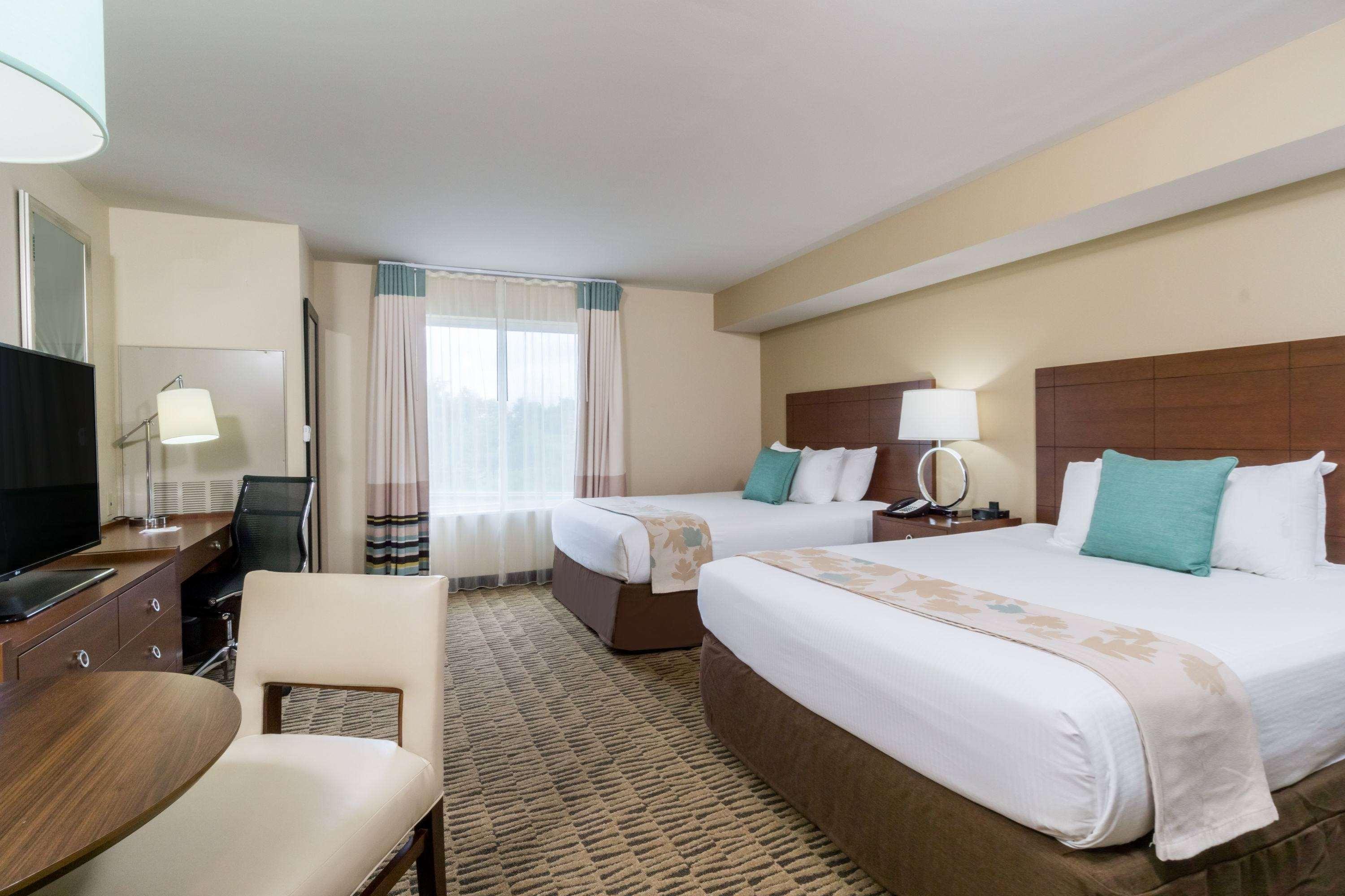 Hawthorn Suites By Wyndham Wheeling At The Highlands Triadelphia Esterno foto