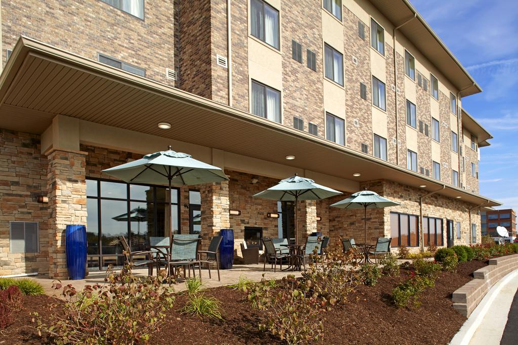 Hawthorn Suites By Wyndham Wheeling At The Highlands Triadelphia Esterno foto