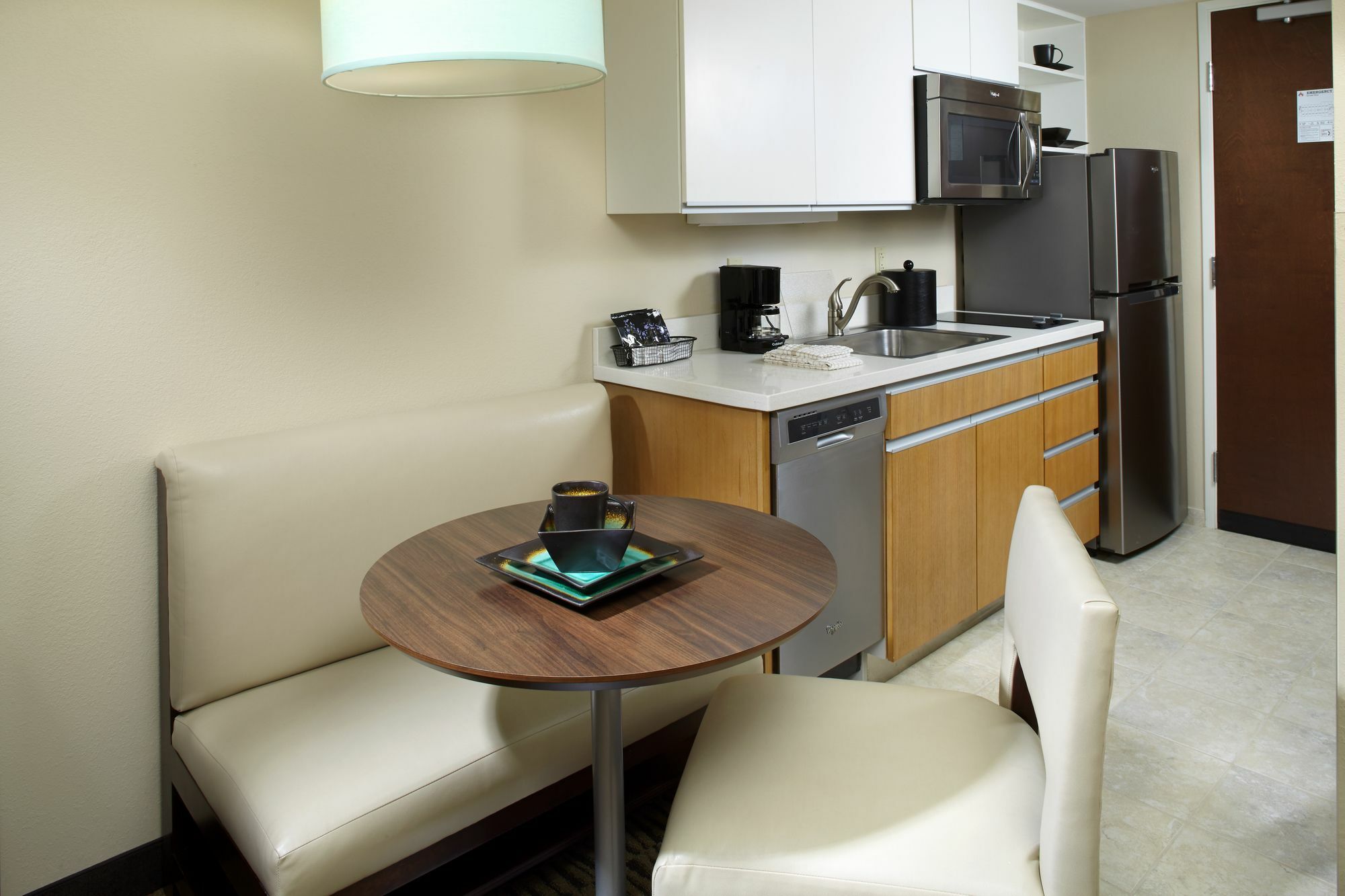 Hawthorn Suites By Wyndham Wheeling At The Highlands Triadelphia Esterno foto